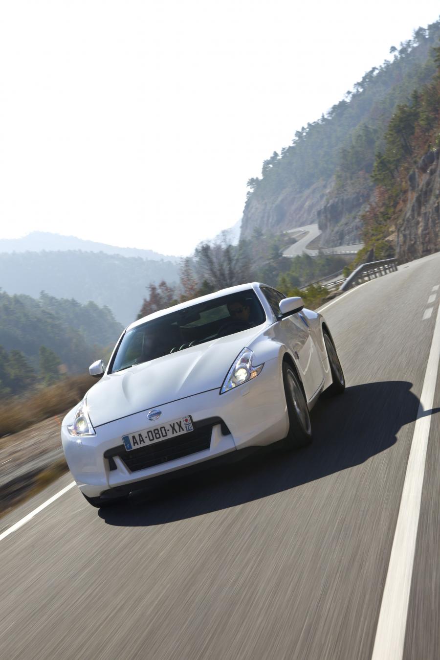  Nissan 370Z GT Edition 2011 года  (фото 4 из 36)